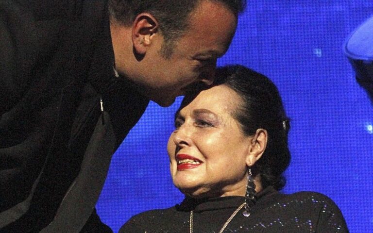 Murió la actriz y cantante Flor Silvestre