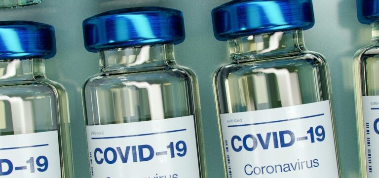 Incautan miles de vacunas anti-Covid falsas en China y Sudáfrica