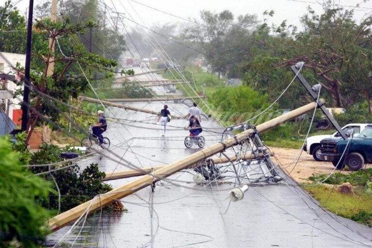 Se pide a la población mantenerse alerta ante inicio de la temporada de huracanes