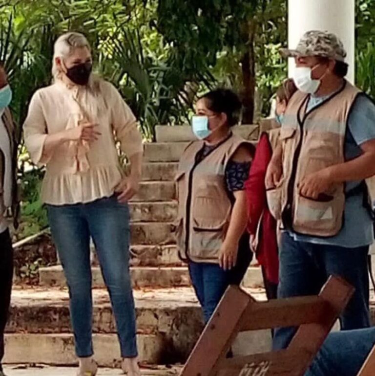 VERÓNICA CAMINO OBLIGA A QUE LA VACUNA EN CANTAMAYEC