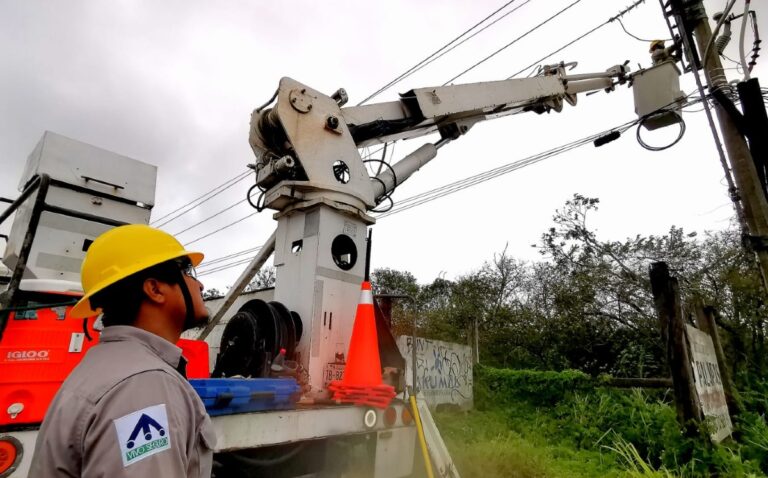 ¿Ya tienes luz? CFE ya restablecio el 93%