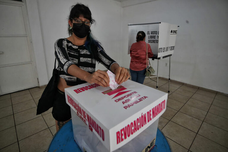 INE reporta 100% de instalación de casillas para consulta; registran 876 incidentes