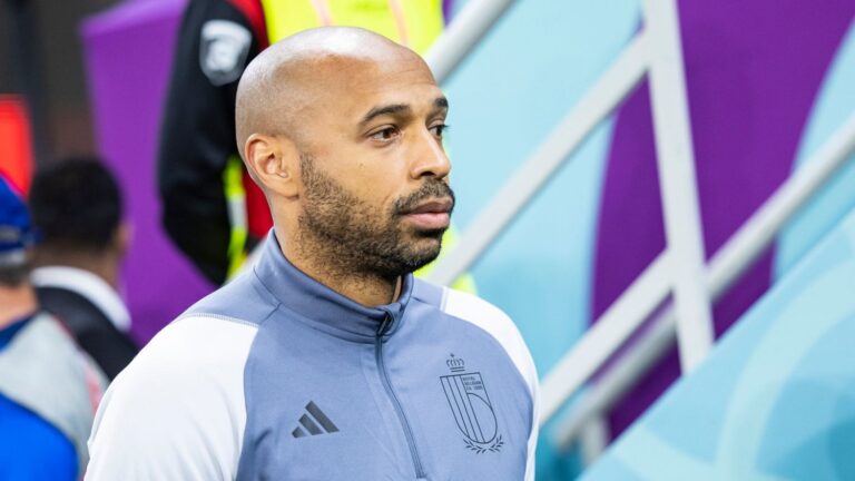 «Ícono del Fútbol, Thierry Henry, Confiesa su Batalla con la Depresión: ‘Estuve Mintiendo'»