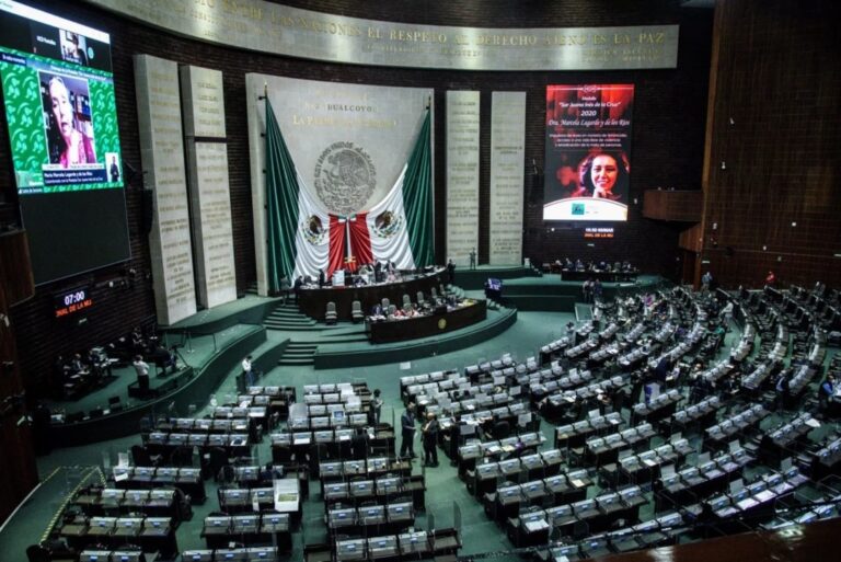 «PRI Aprueba Listas de Candidatos para Cámara de Diputados y Senado»