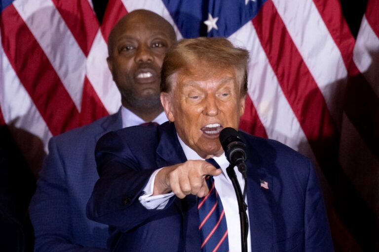 «Donald Trump Domina las Primarias Republicanas en Nuevo Hampshire con un 54.1%»